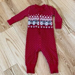 Hannah Andersson | organic holiday sleeper sweater detail pajamas 3-6mo